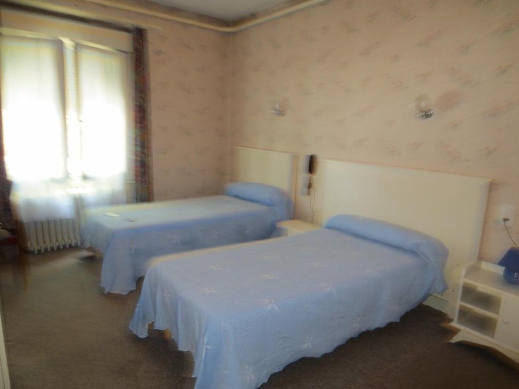 Hotellerie Du Centre Salies-du-Salat Экстерьер фото