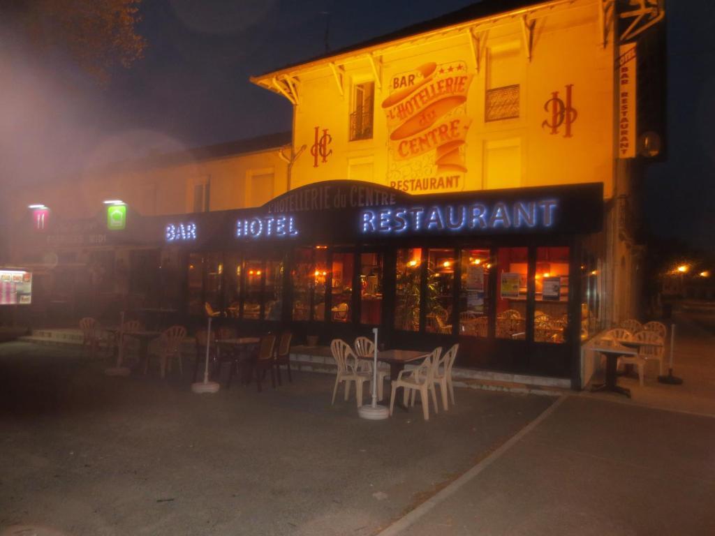 Hotellerie Du Centre Salies-du-Salat Экстерьер фото